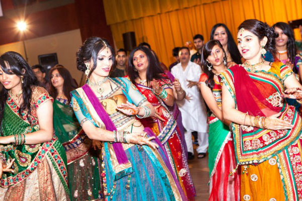 Hire Girls For Dance in Your Wedding Functions